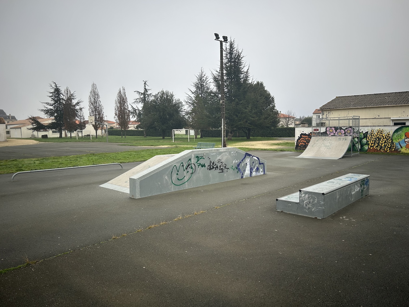 Échillais skatepark